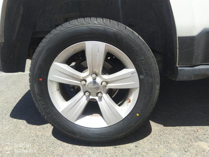 双星轮胎 ds06 215/65r16 98h doublestar